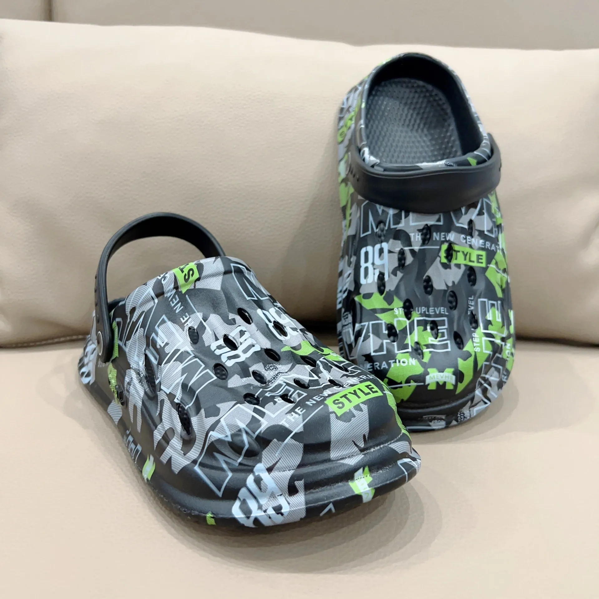 Plus Size New Men's Slippers S - Men'S Shoes Crocs review and price